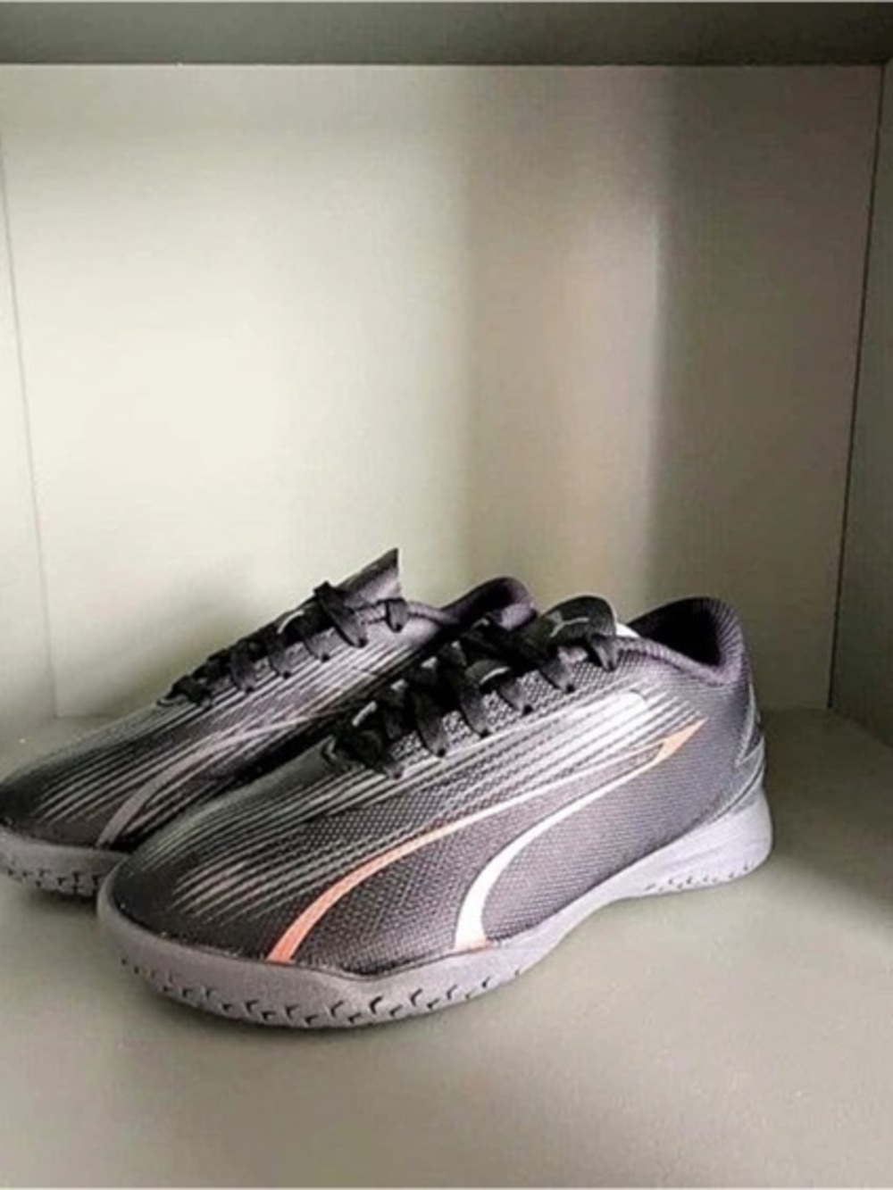 Puma Ultra Play IT Jr Kids Indoor Soccer Shoes Black Copper Rose Size 12C NIB